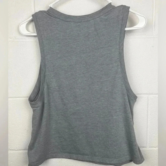 City Streets Grey‎ Tank with Gold Design Size Medium [pre-loved condition] - Picture 4 of 4
